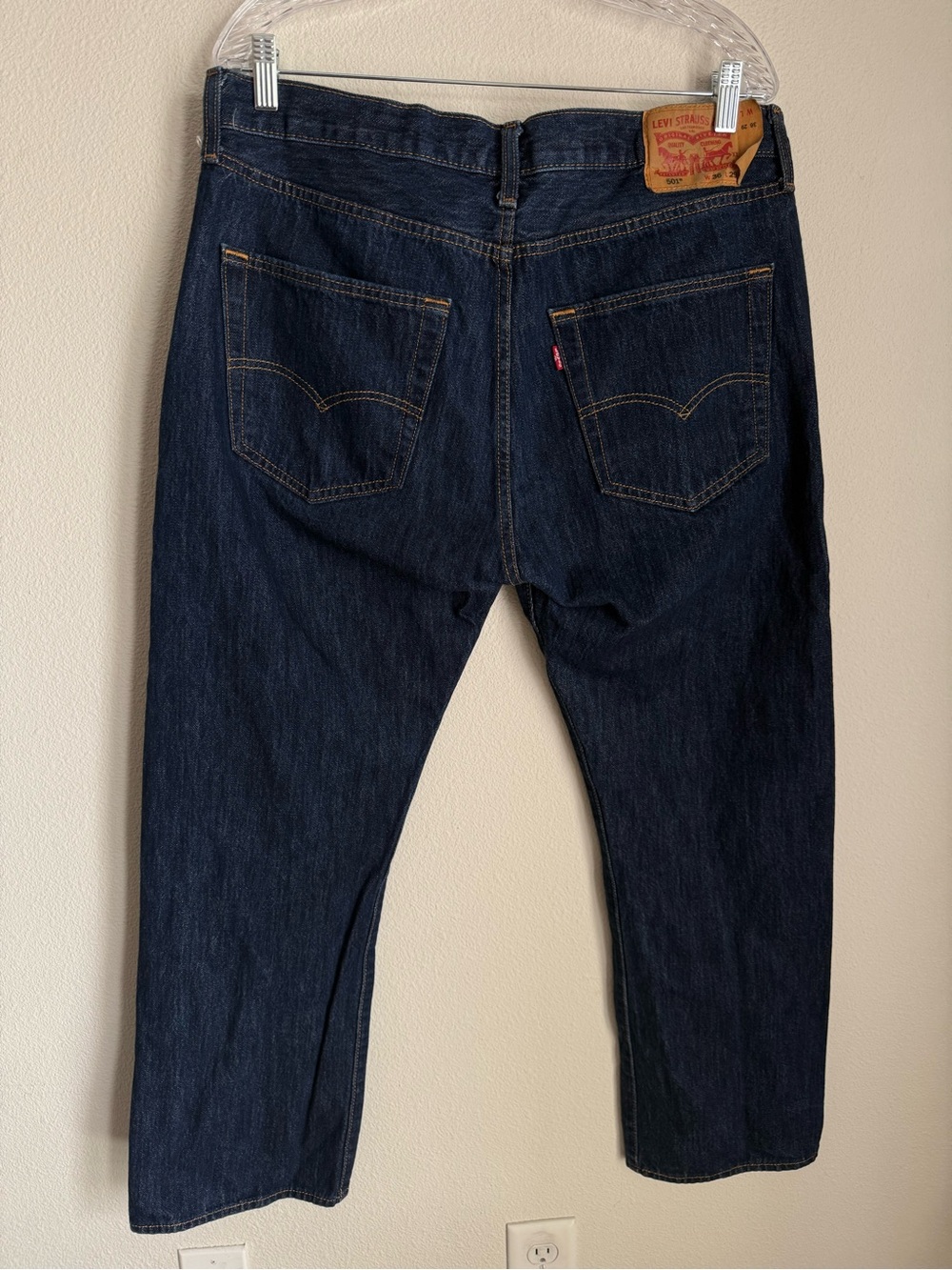 Levi's Straight-Leg Jeans in Dark Indigo W 36 L 29 - Picture 8 of 9
